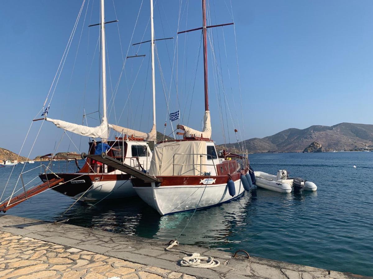 Golden Sun Hotel Patmos Buitenkant foto